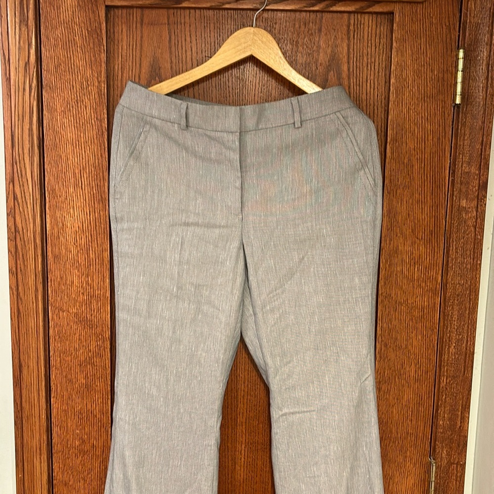 White House Black Market "The Flare" NWT